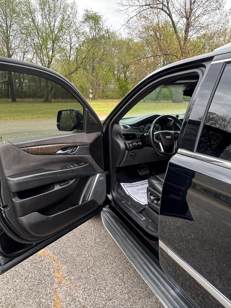 Cadillac Escalade ESV Platinum 4WD 2015