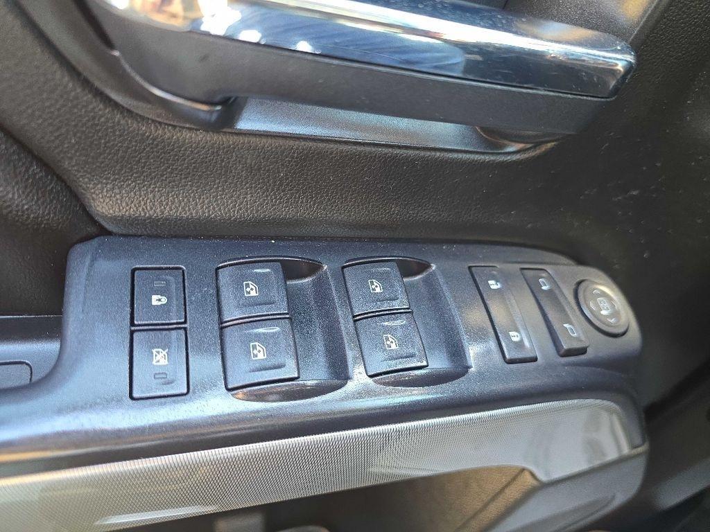 Chevrolet Silverado 1500 LT Crew Cab 4WD 2015