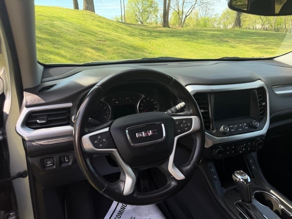 GMC Acadia SLT-1 AWD 2019