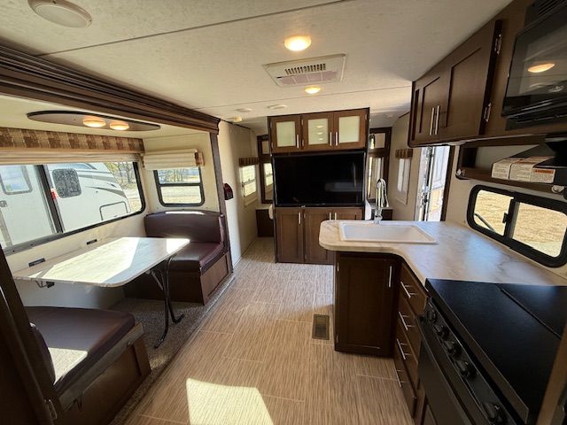 Forest River Tracer  2018