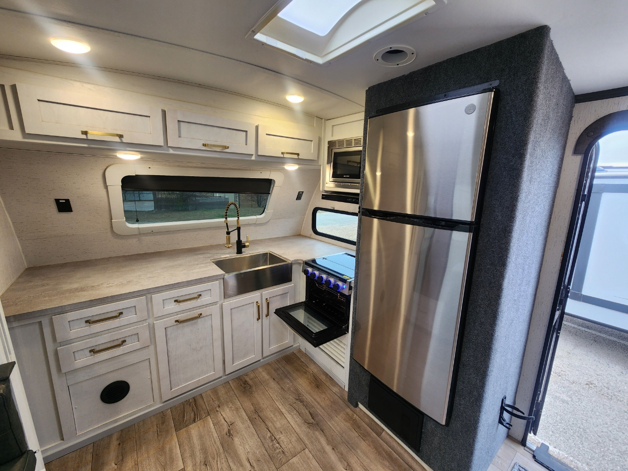 Dutchmen Astoria  2022