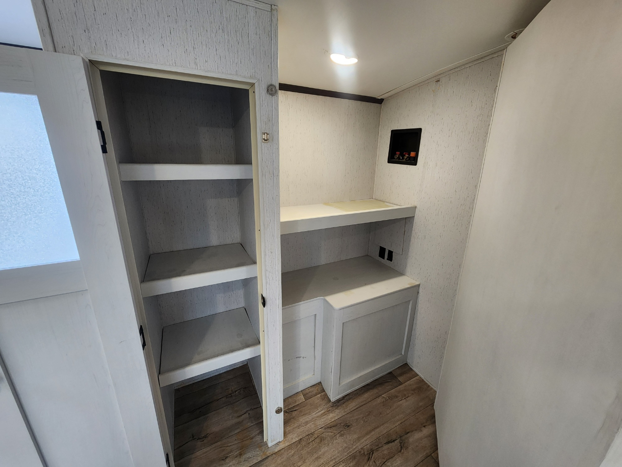 Dutchmen Astoria  2022