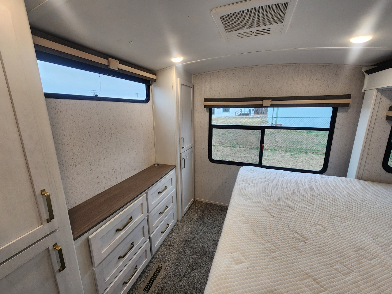 Dutchmen Astoria  2022