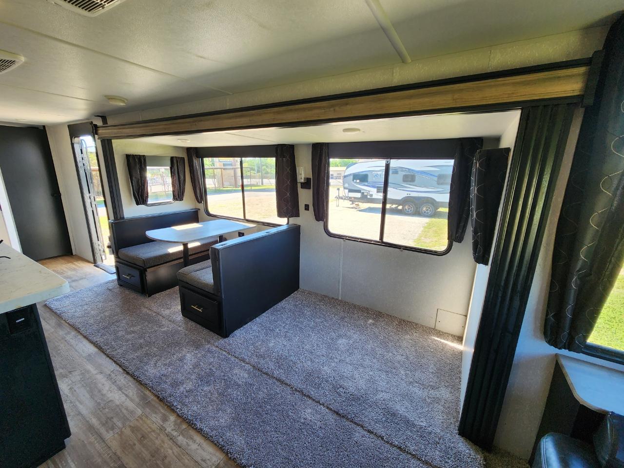 Forest River Cherokee  2021