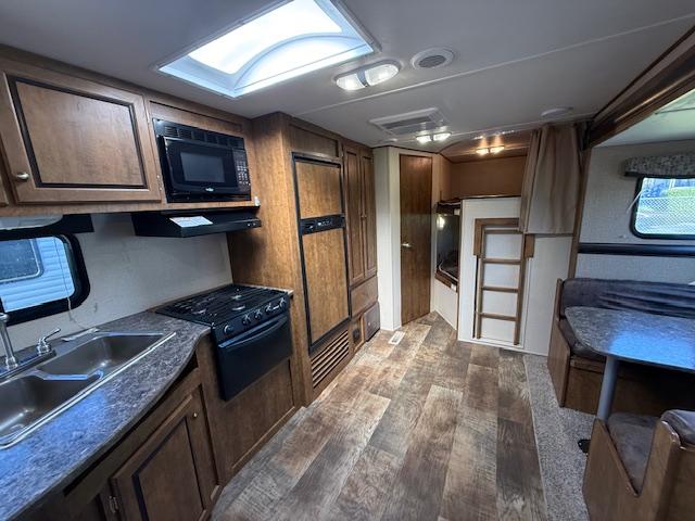 CrossRoads RV Z1  2016