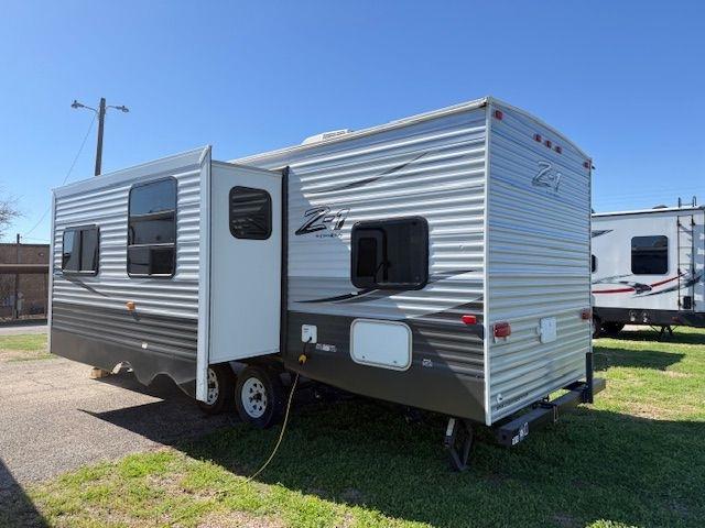 CrossRoads RV Z1  2016
