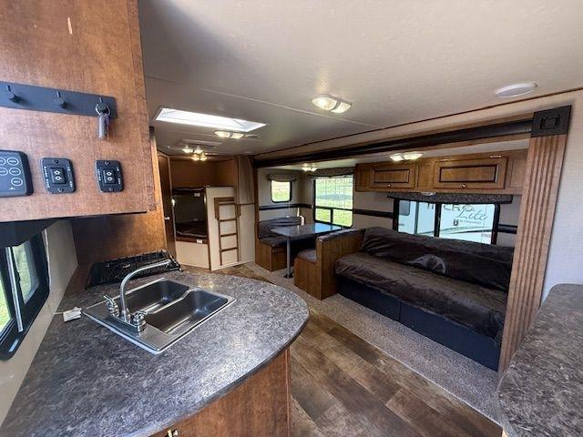 CrossRoads RV Z1  2016