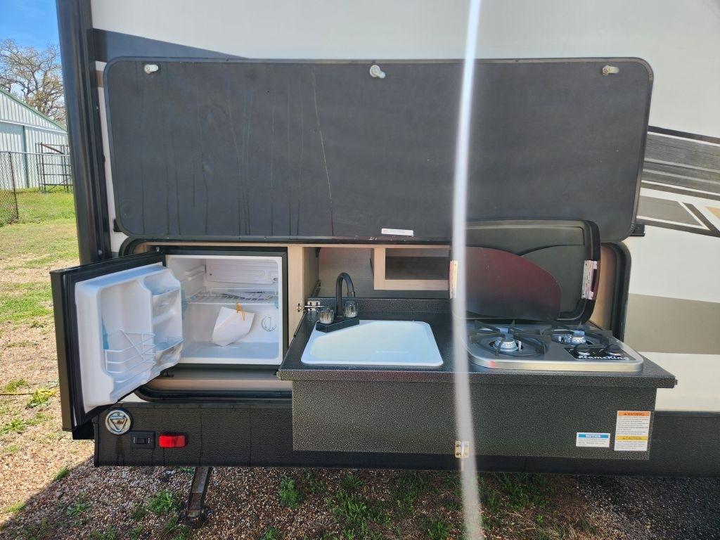 Cruiser RV Radiance  2021