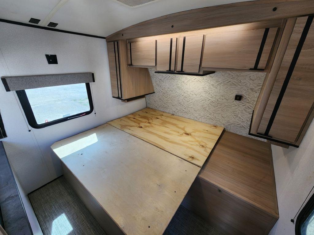 Cruiser RV Radiance  2021