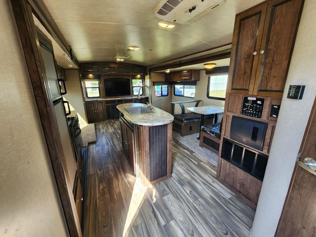 Cruiser RV MPG  2017