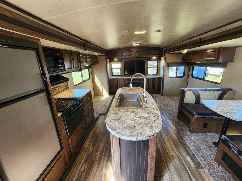 Cruiser RV MPG  2017