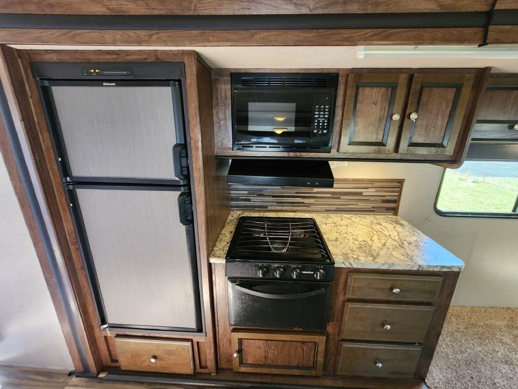 Cruiser RV MPG  2017