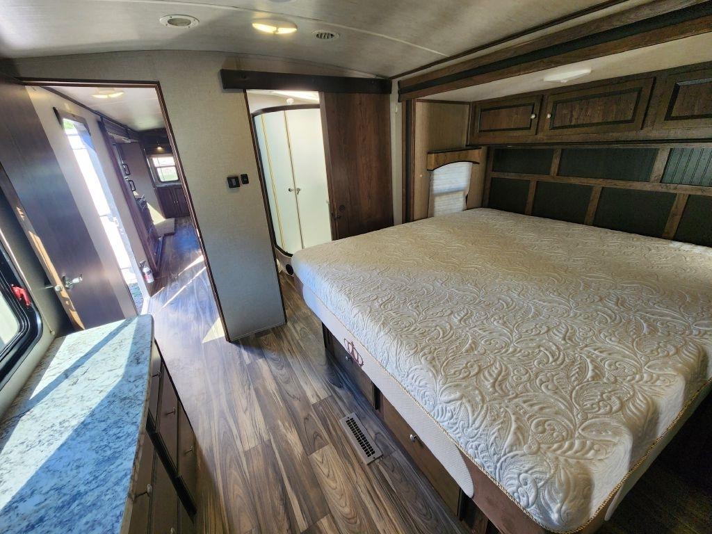 Cruiser RV MPG  2017