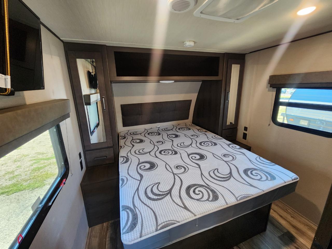 Grand Design Transcend  2022