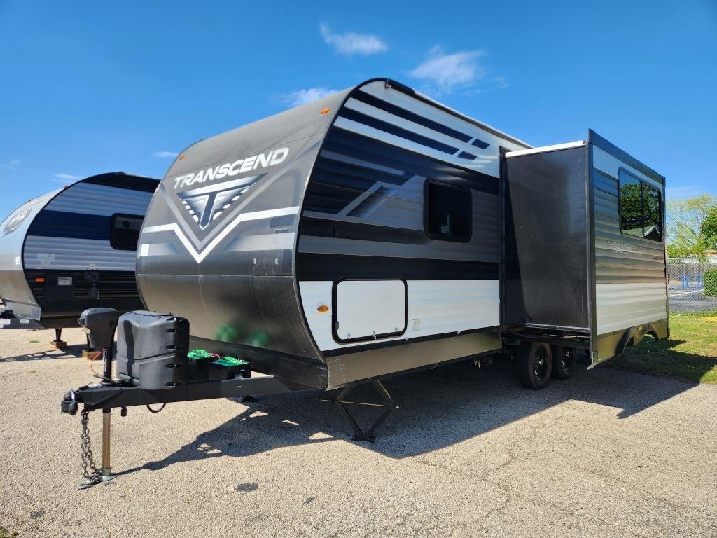 2022 Grand Design Transcend 221RB
