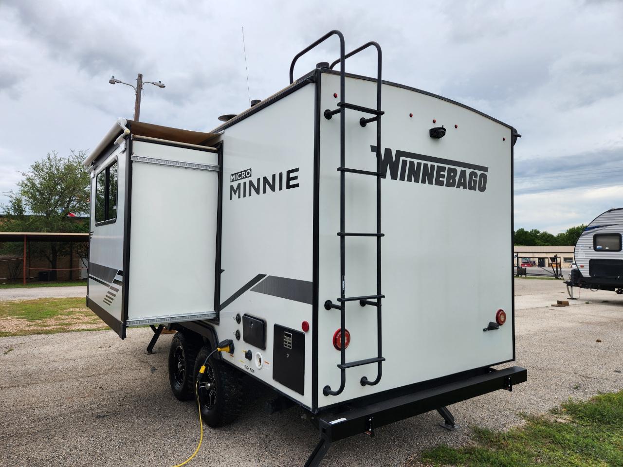 Winnebago Micro Minnie  2021