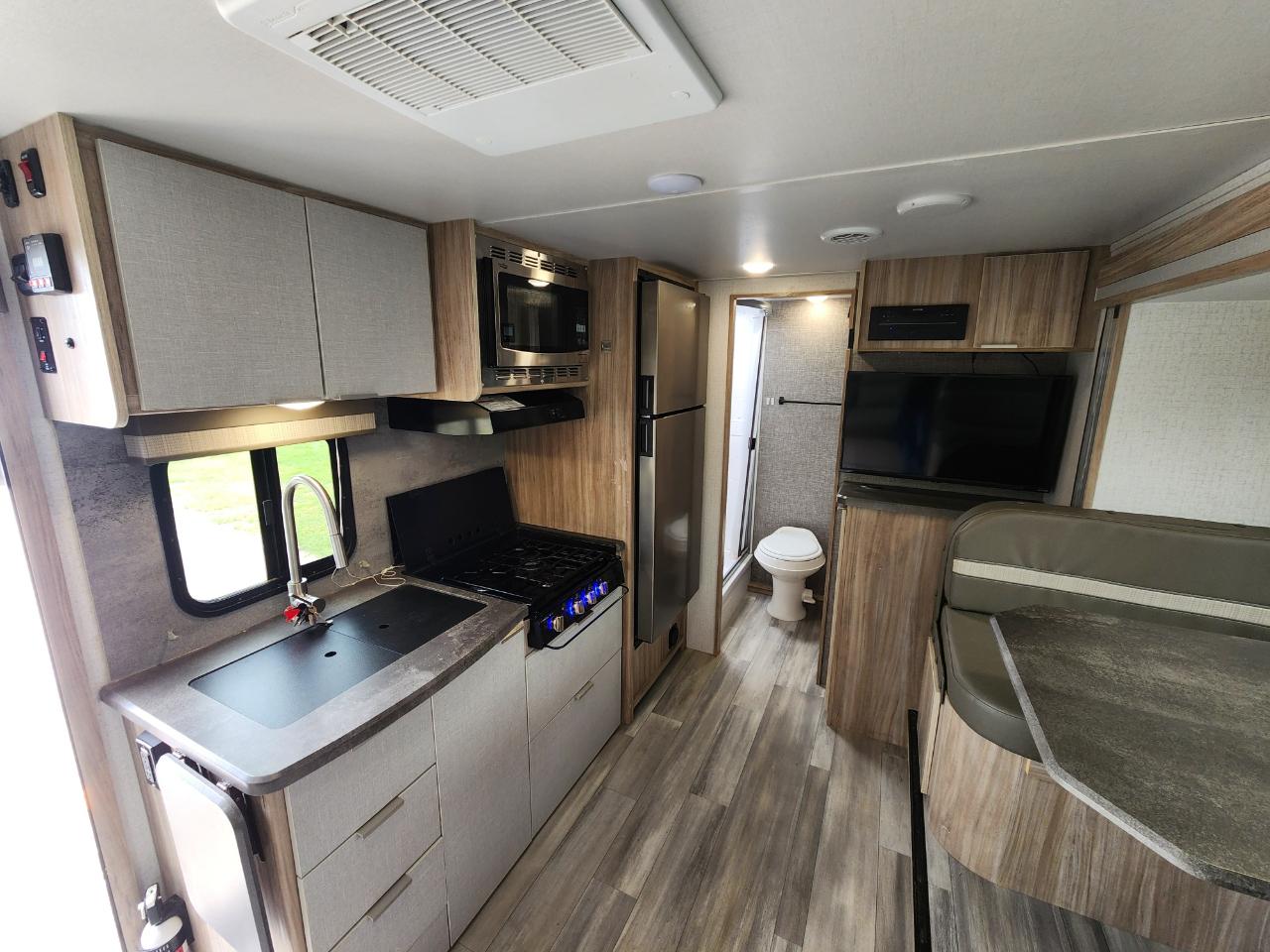 Winnebago Micro Minnie  2021