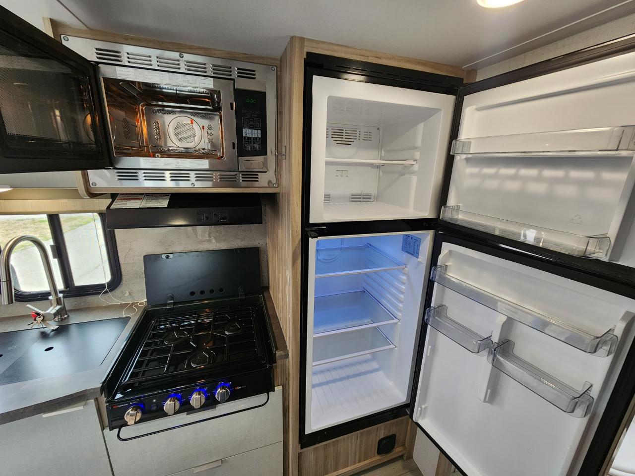 Winnebago Micro Minnie  2021