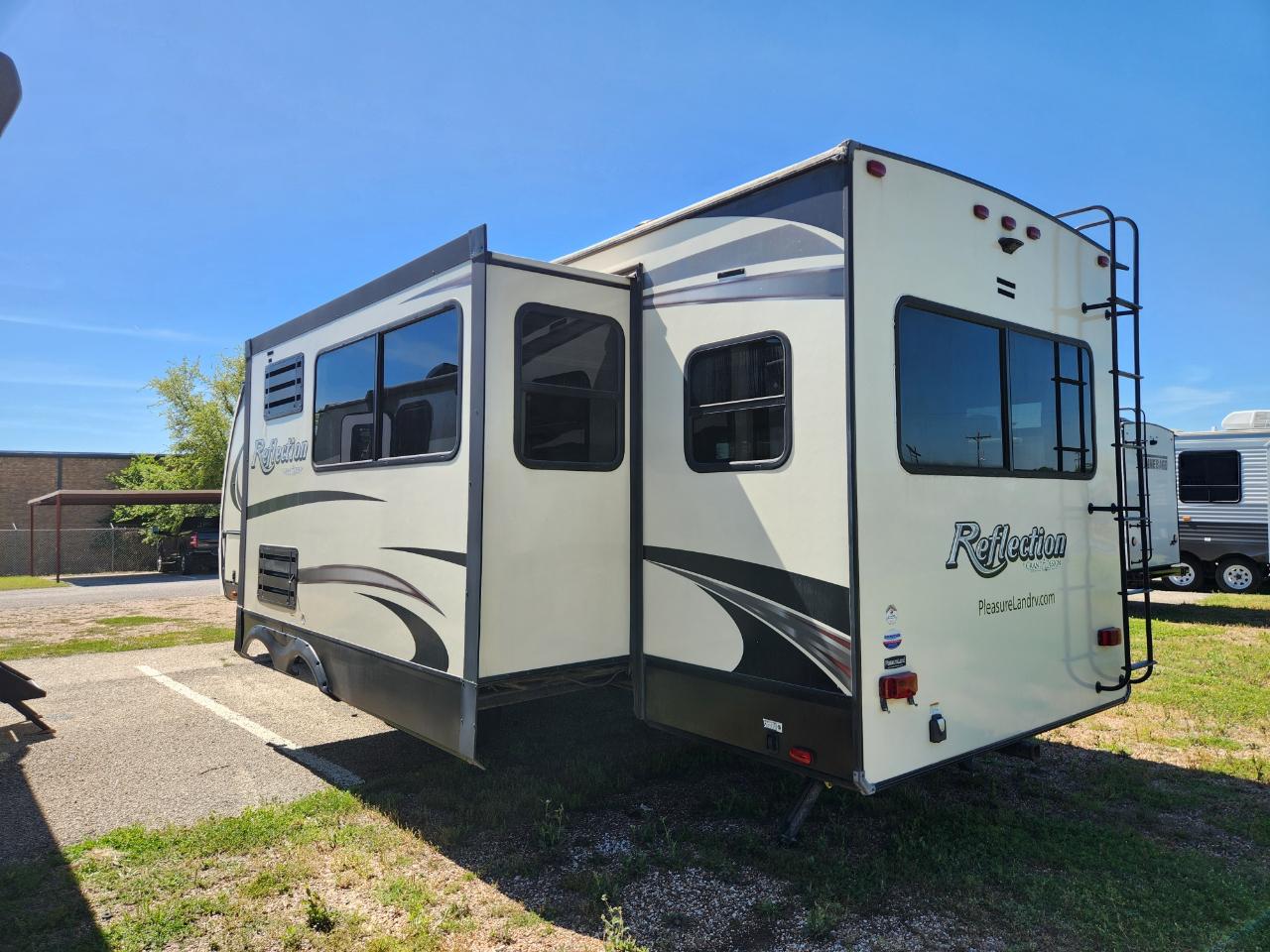 Grand Design Reflection  2019