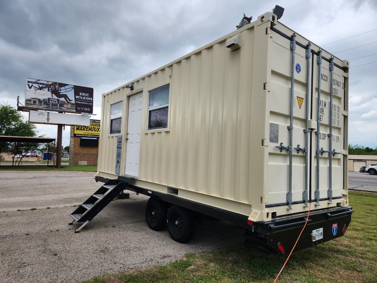 Carry-On Trailer Unknown  2021