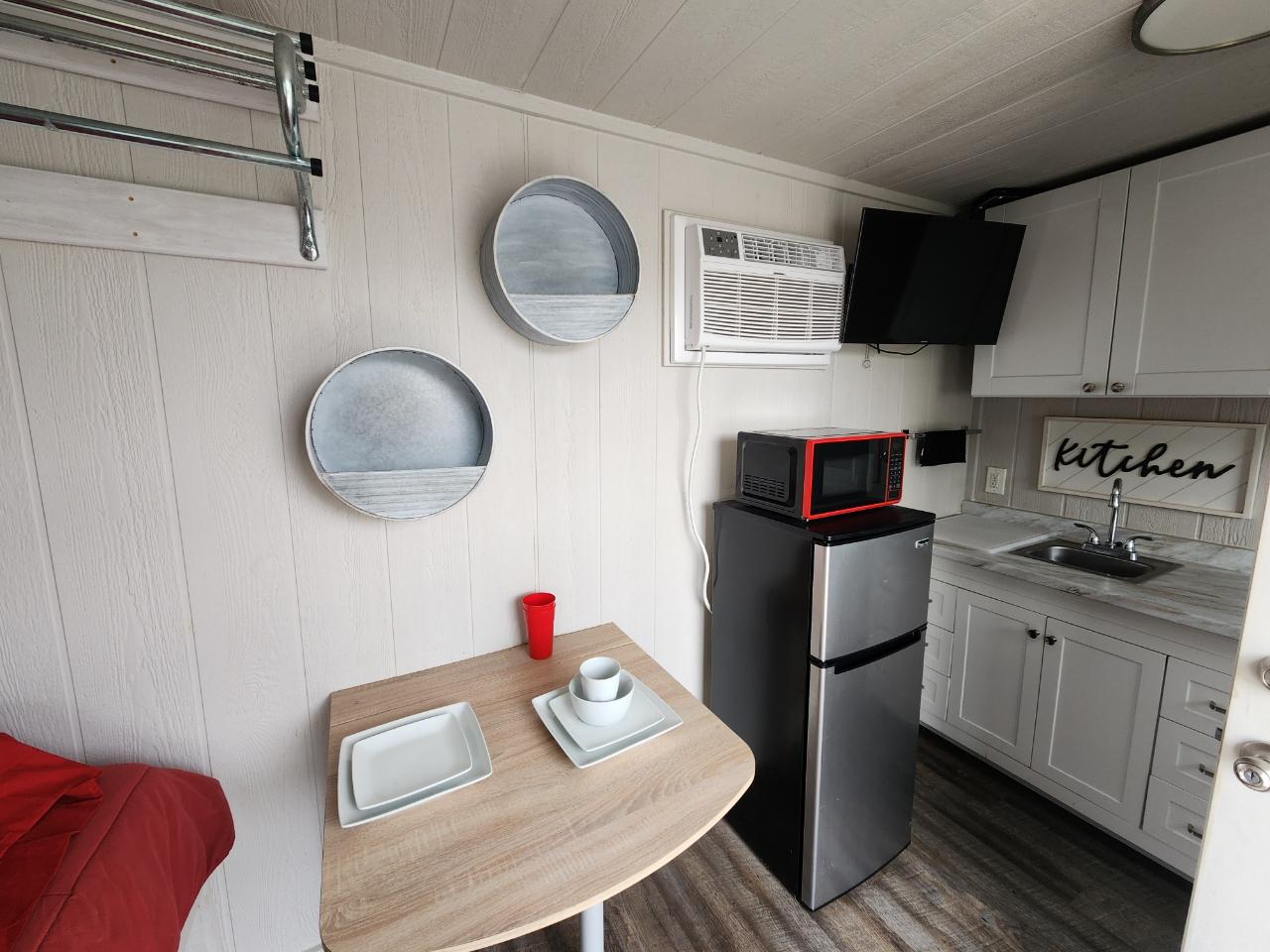 Carry-On Trailer Unknown  2021