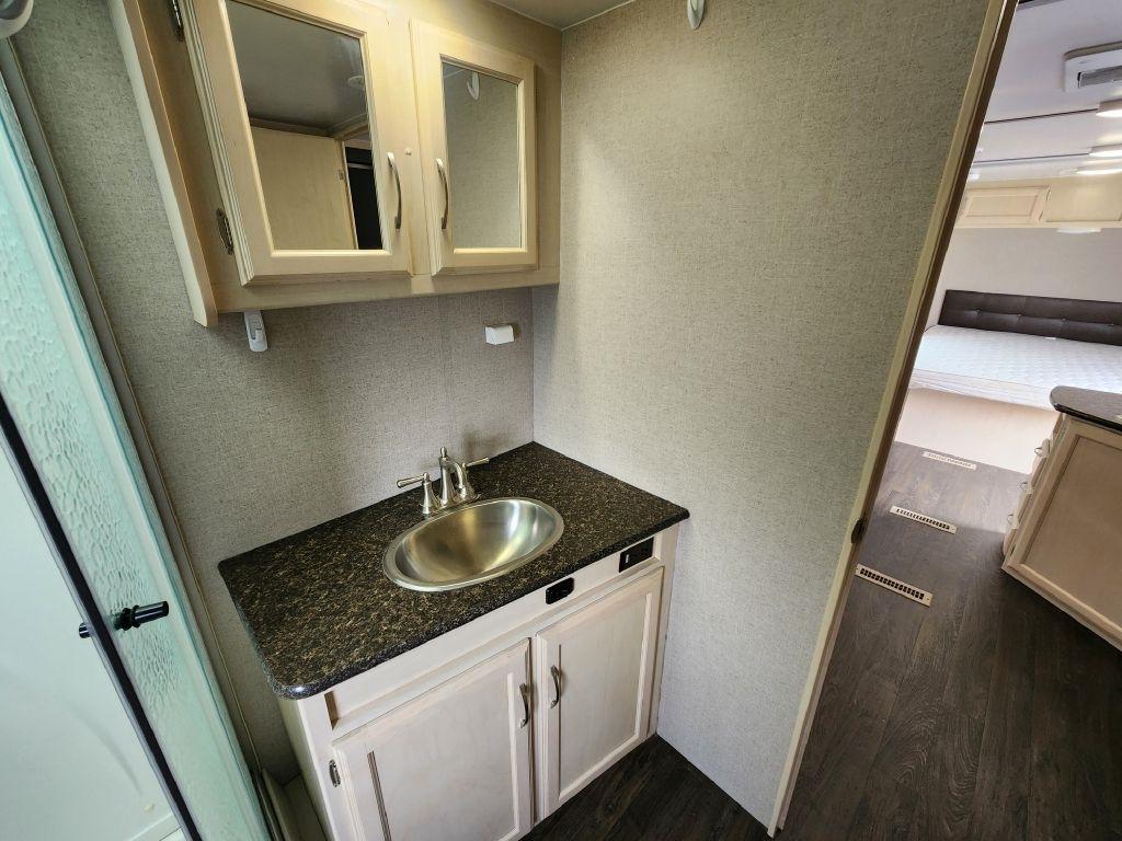 Winnebago Minnie  2018