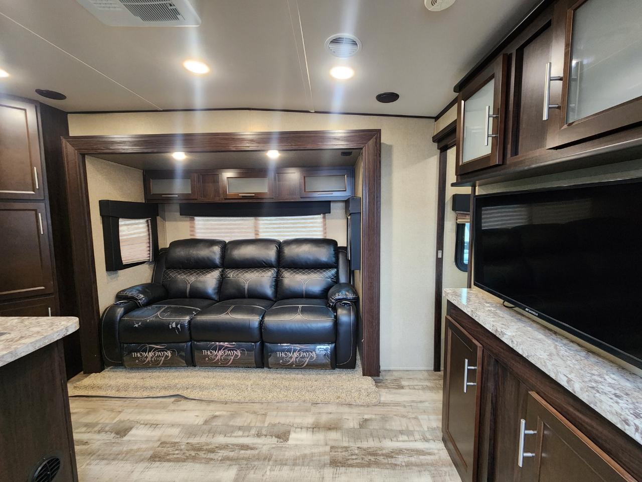 Forest River Hyper Lite XLR  2018