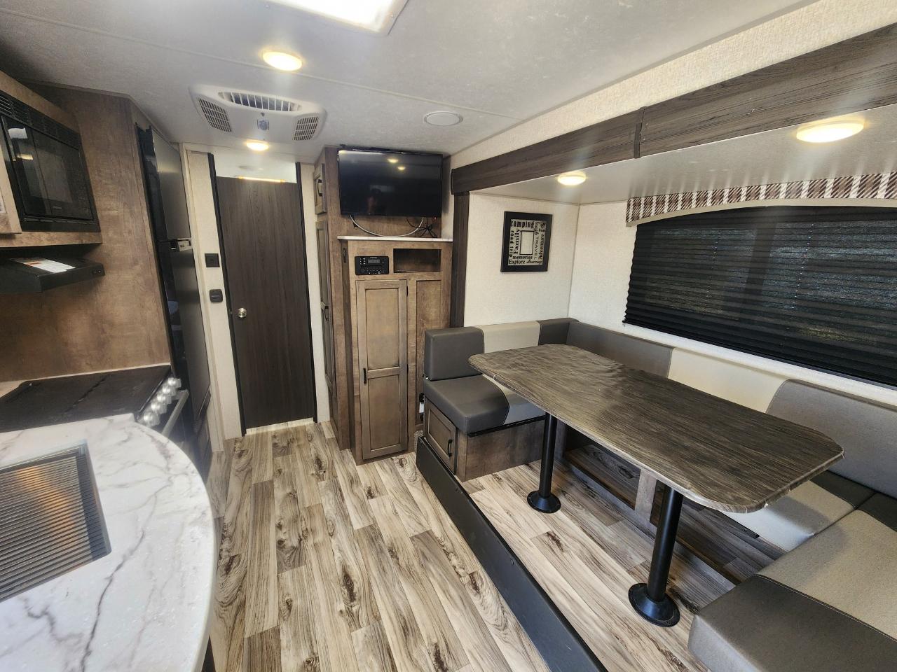Venture RV Sonic  2022