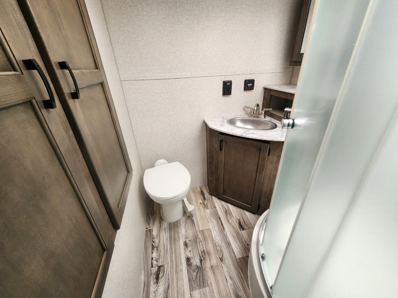 Venture RV Sonic  2022