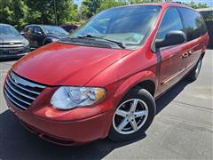 2006 Chrysler Town & Country 