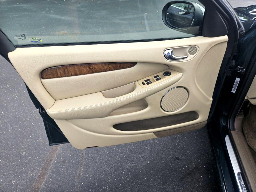 Jaguar X-Type 3.0 Sedan 2006 Jaguar X-Type 3.0 Sedan 2006