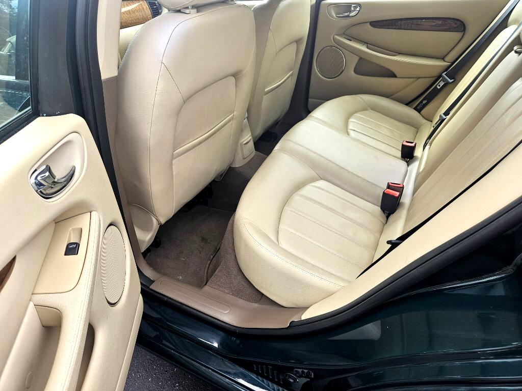 Jaguar X-Type 3.0 Sedan 2006 Jaguar X-Type 3.0 Sedan 2006
