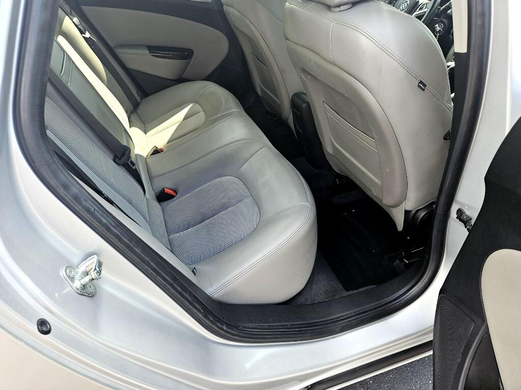 Buick Verano Base 2012 Buick Verano Base 2012