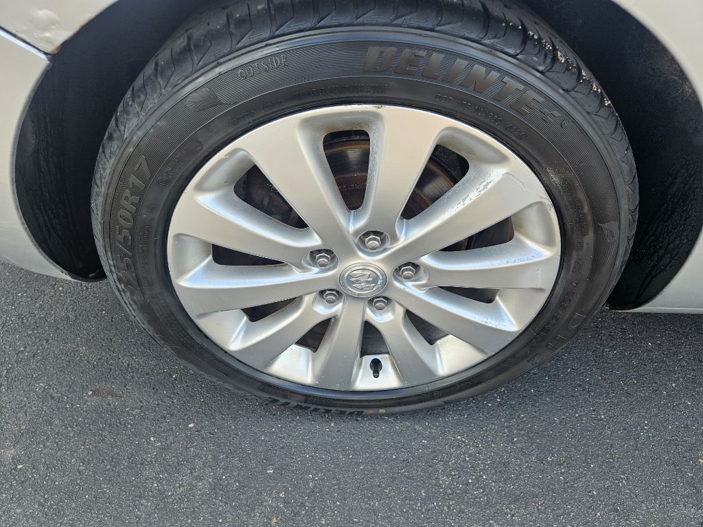 Buick Verano Base 2012 Buick Verano Base 2012
