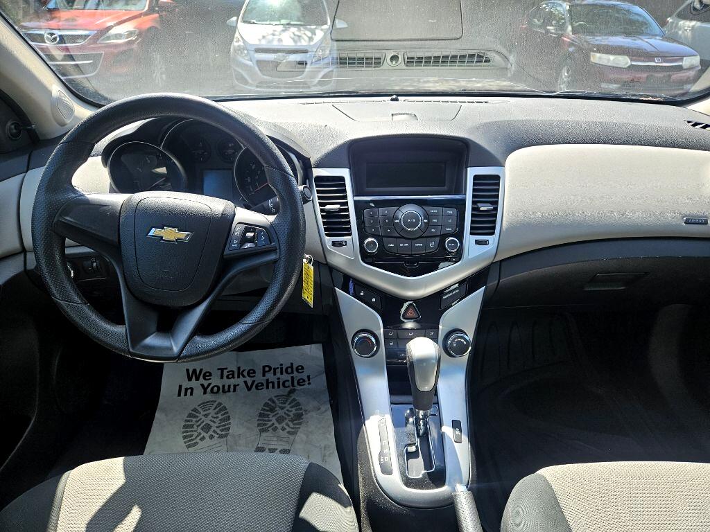 Chevrolet Cruze 2LS 2011 Chevrolet Cruze 2LS 2011