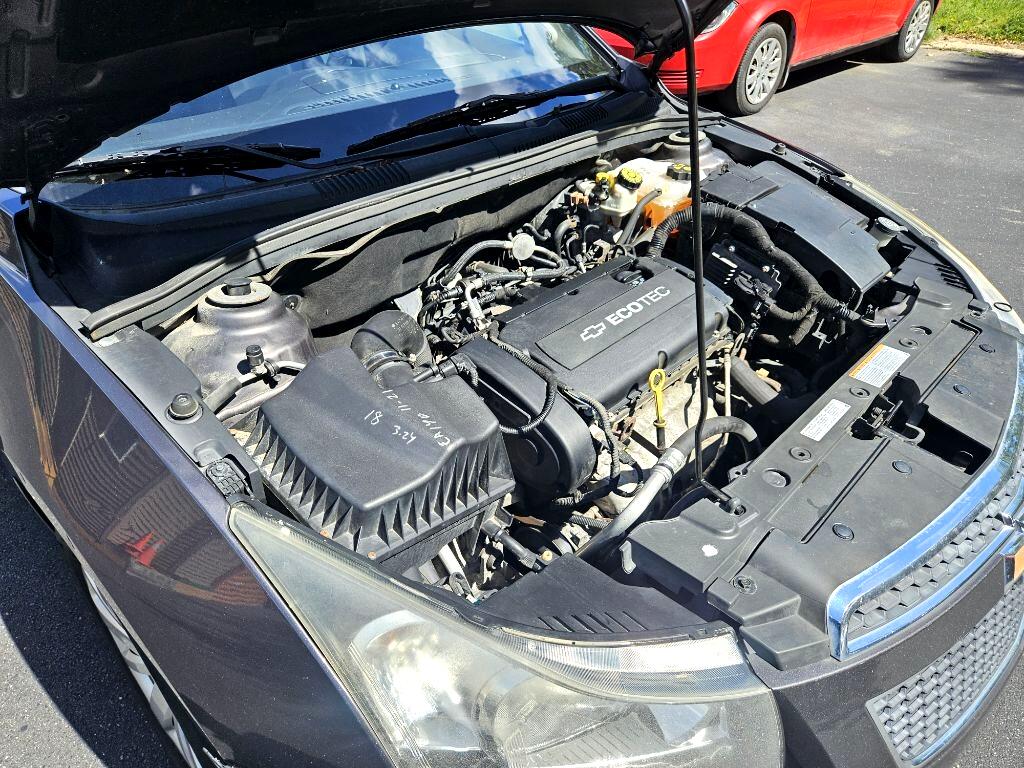 Chevrolet Cruze 2LS 2011 Chevrolet Cruze 2LS 2011