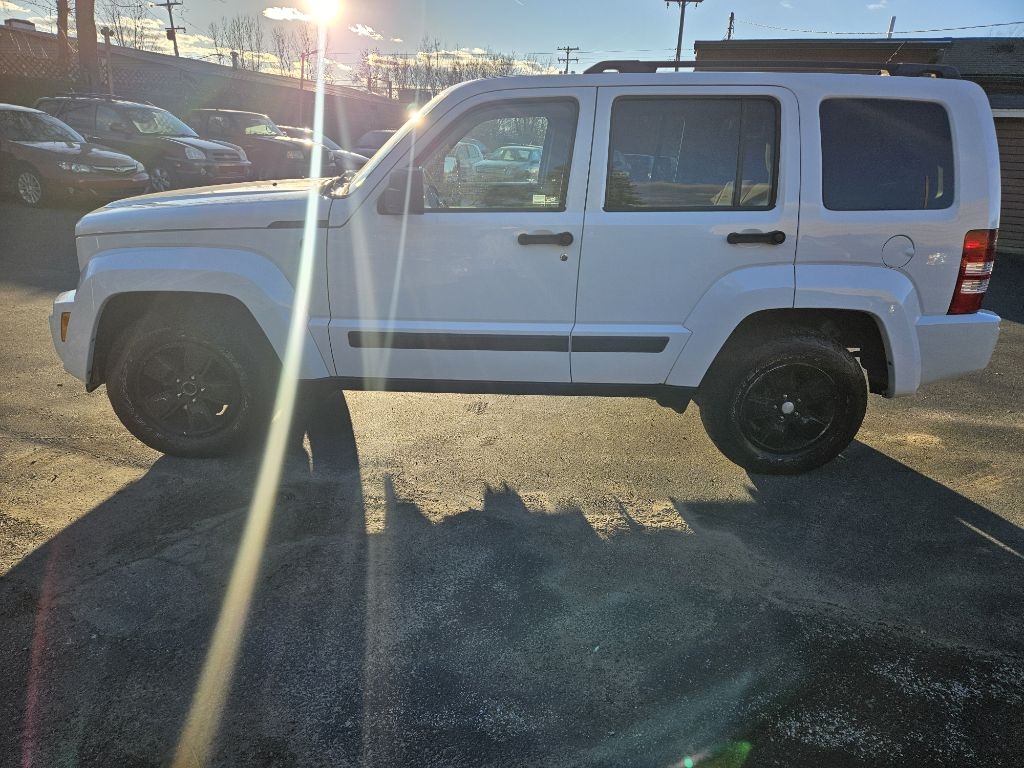 Jeep Liberty Sport 4WD 2012