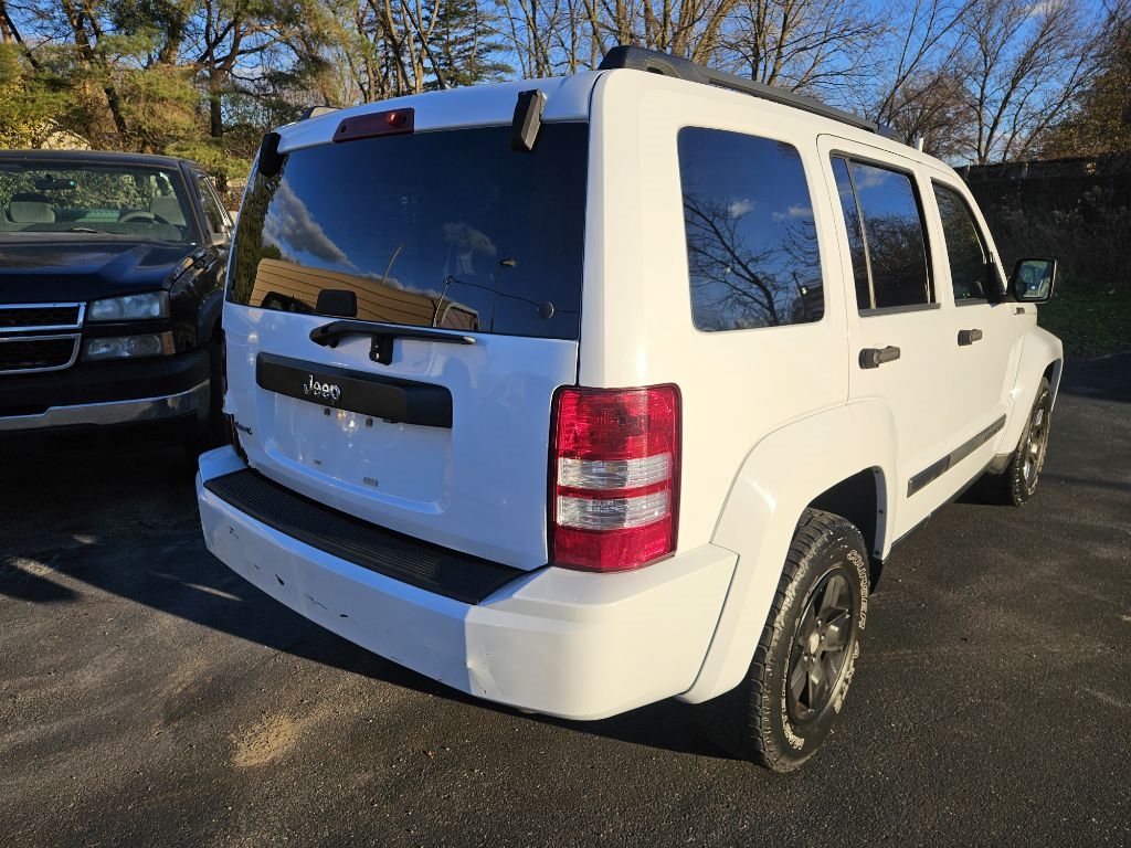 Jeep Liberty Sport 4WD 2012