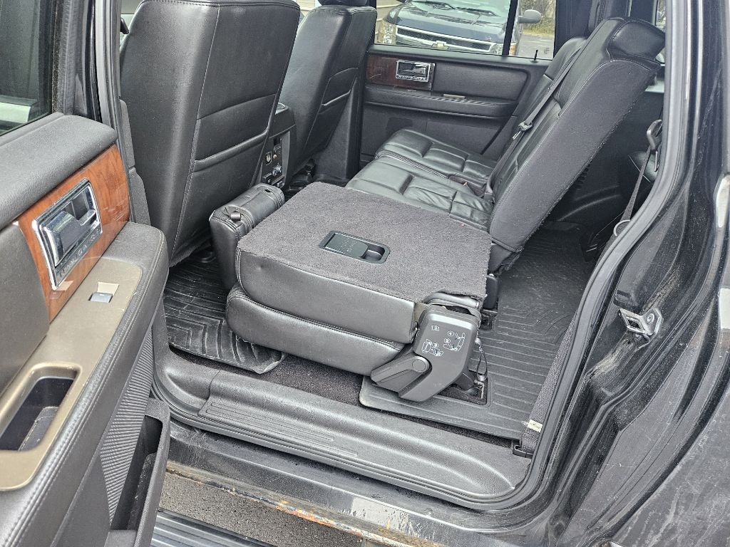 Lincoln Navigator L 4WD 2011