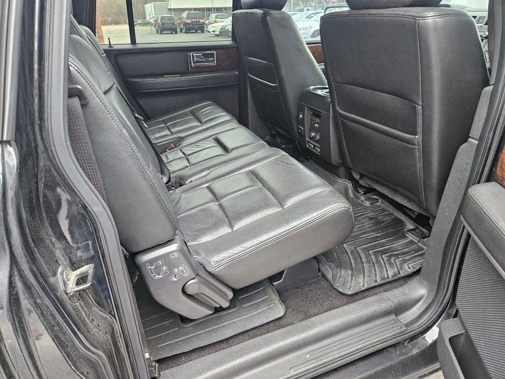 Lincoln Navigator L 4WD 2011