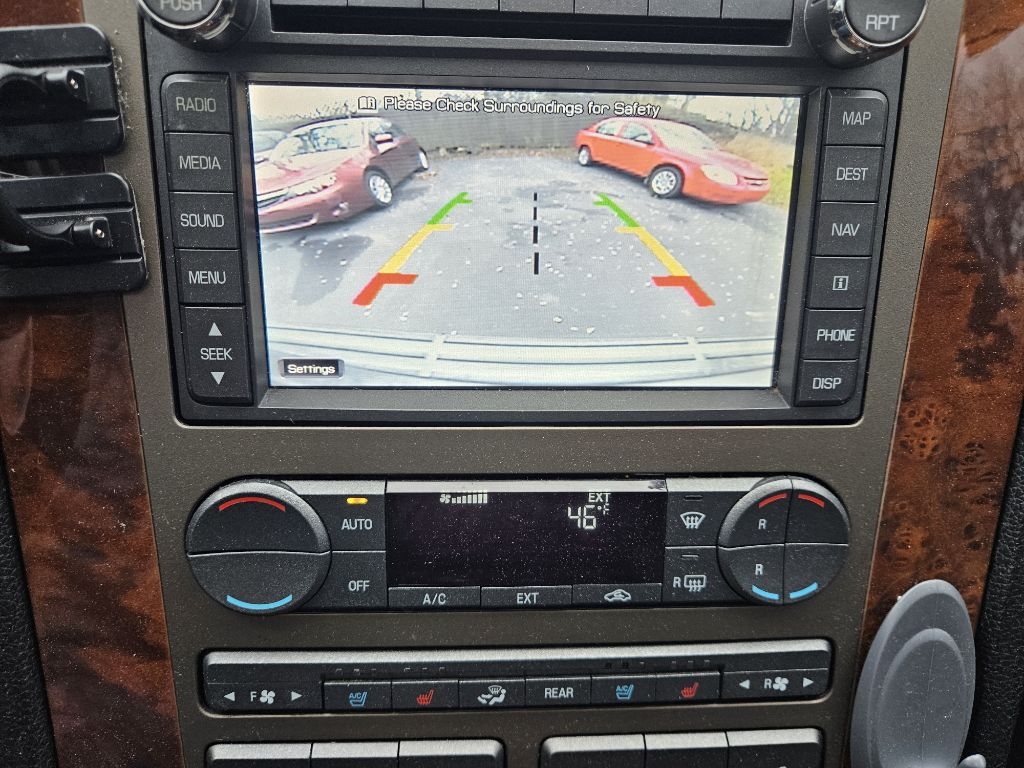 Lincoln Navigator L 4WD 2011