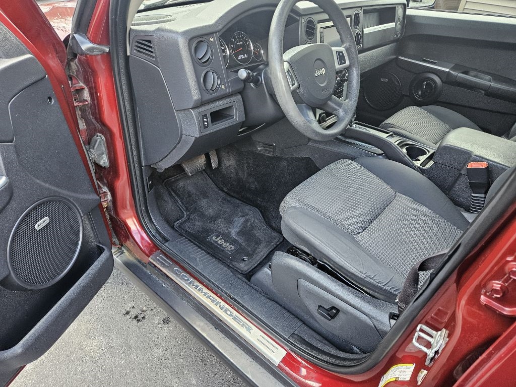 Jeep Commander Sport 4WD 2008