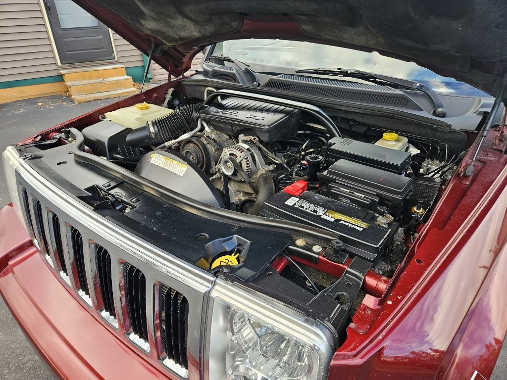 Jeep Commander Sport 4WD 2008