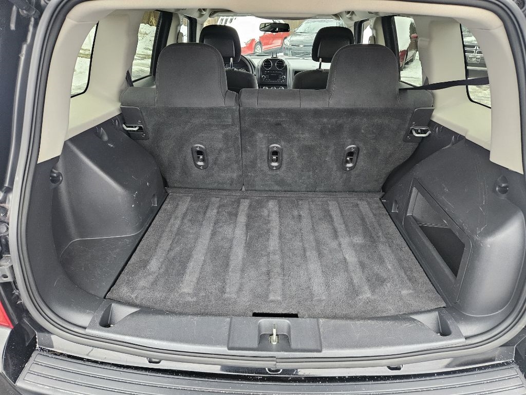 Jeep Patriot Sport 2WD 2016