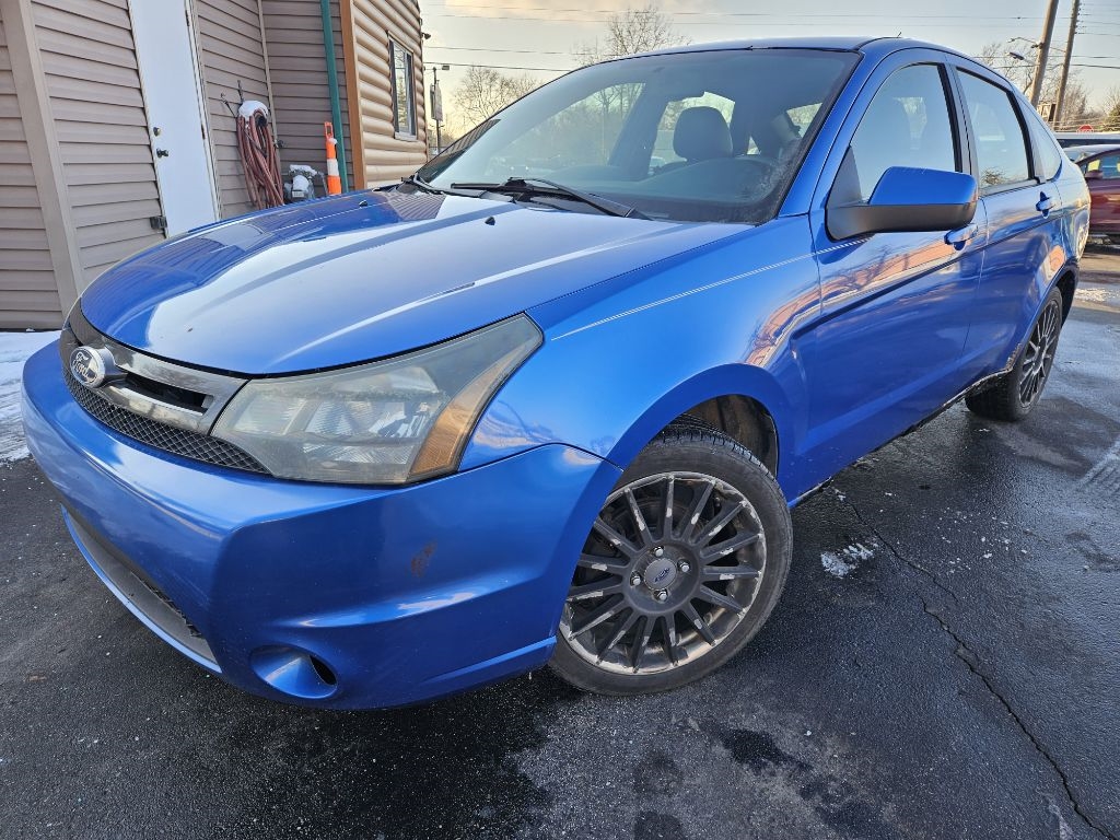 2011 Ford Focus SES Sedan