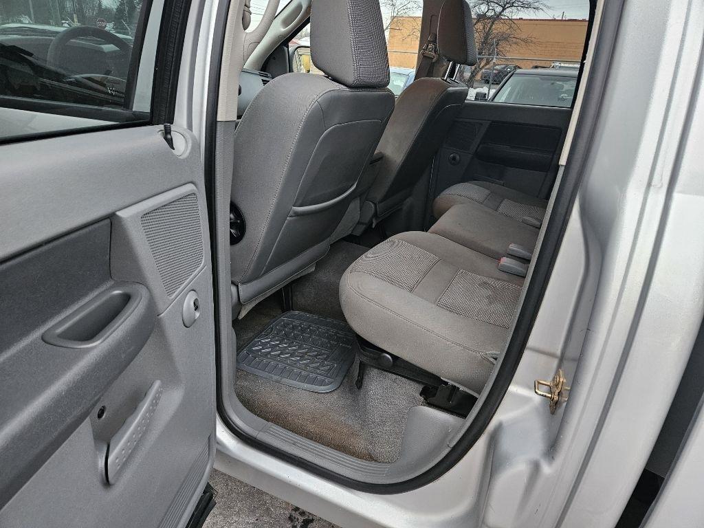 Dodge Ram 1500 ST Quad Cab 2WD 2006