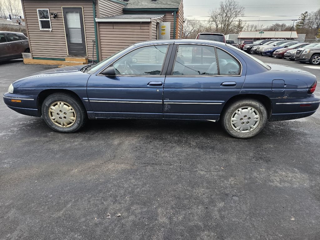 Chevrolet Lumina Sedan 1997