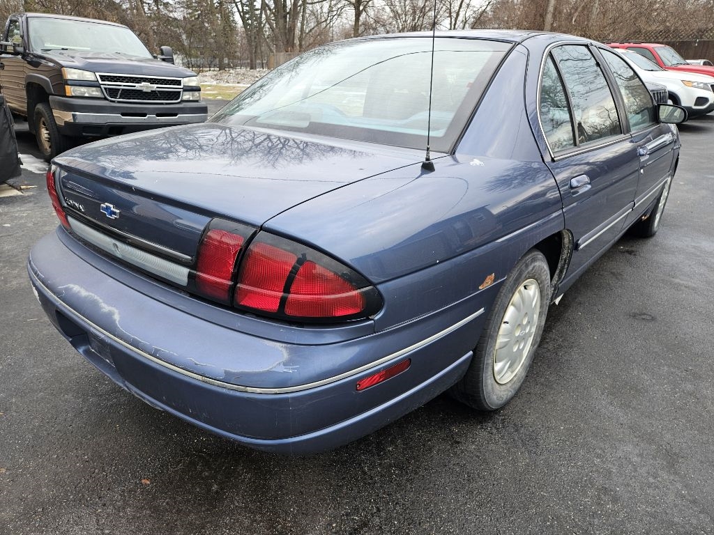 Chevrolet Lumina Sedan 1997