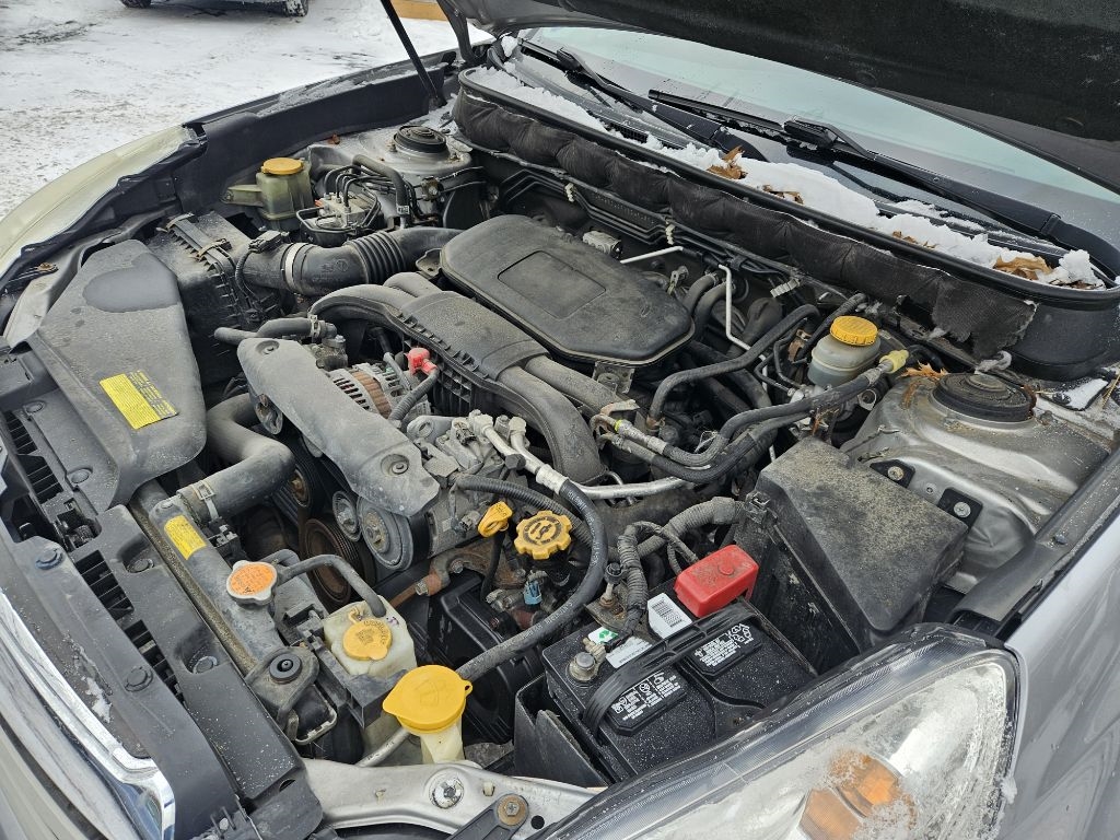 Subaru Outback 2.5i Limited 2010