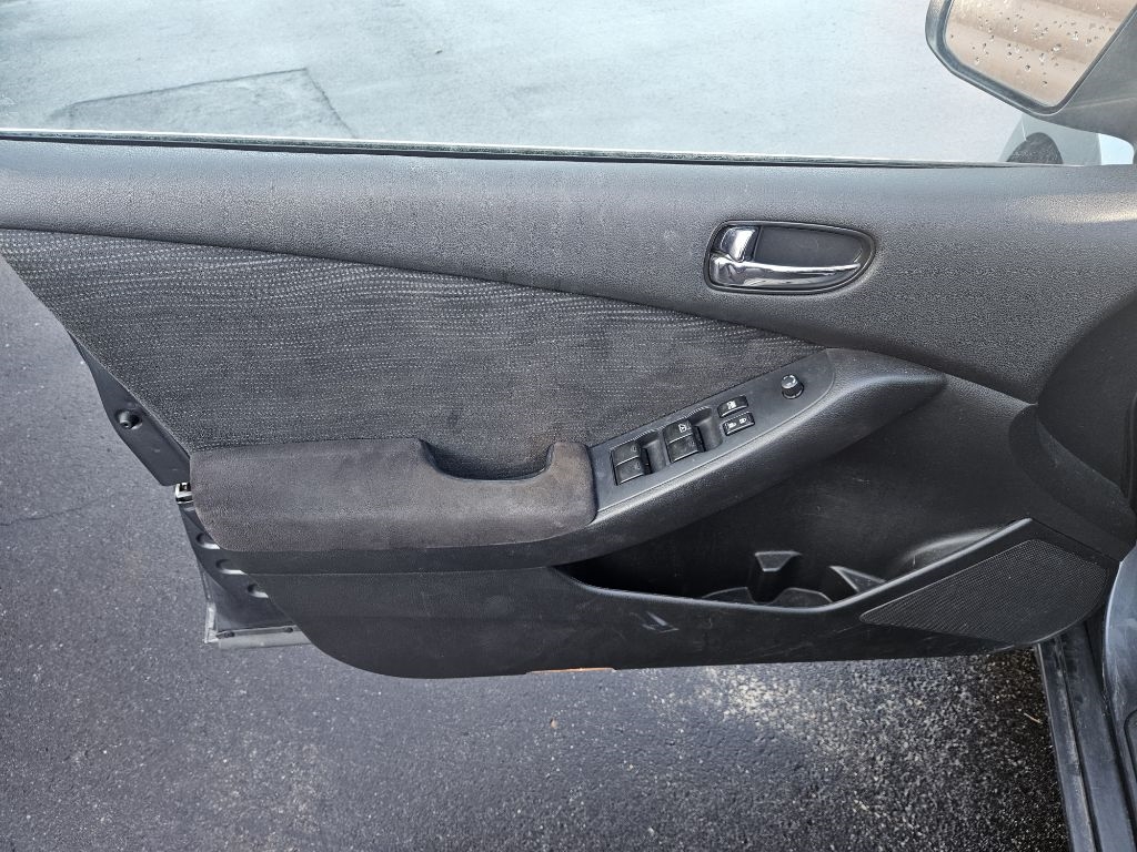 Nissan Altima 2.5 S 2012